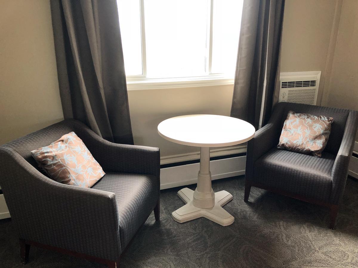 Seasons Inn Halifax Extérieur photo